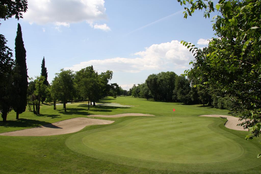 Hotel Villa Condulmer Mogliano Veneto Exterior foto Golf course