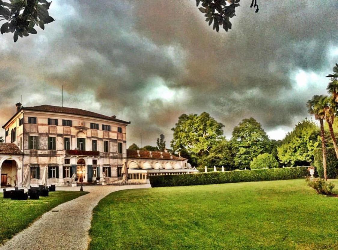 Hotel Villa Condulmer Mogliano Veneto Exterior foto The Villa